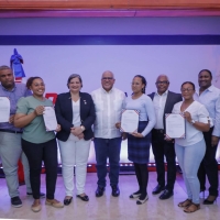 Promipyme fortalece micrempresarios en Sabana de La Mar con entrega créditos por RD$50 millones